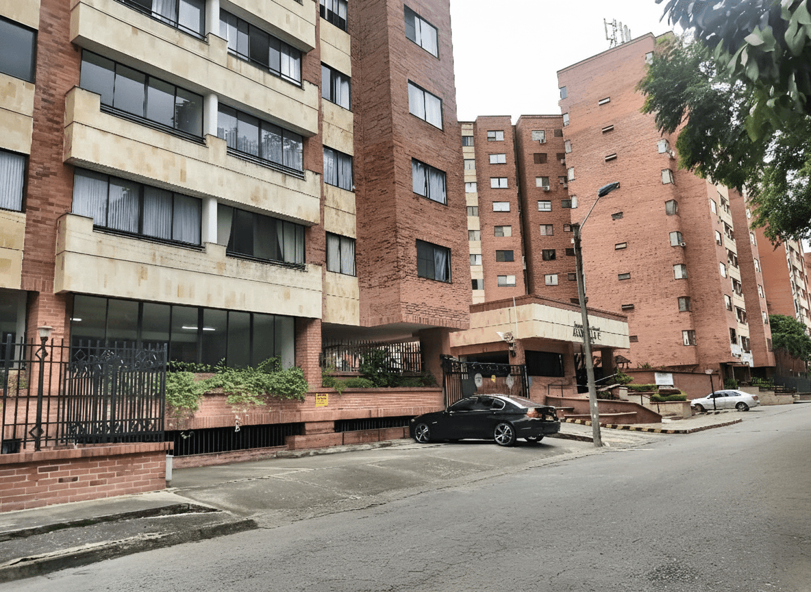 Garaje en venta - Cali