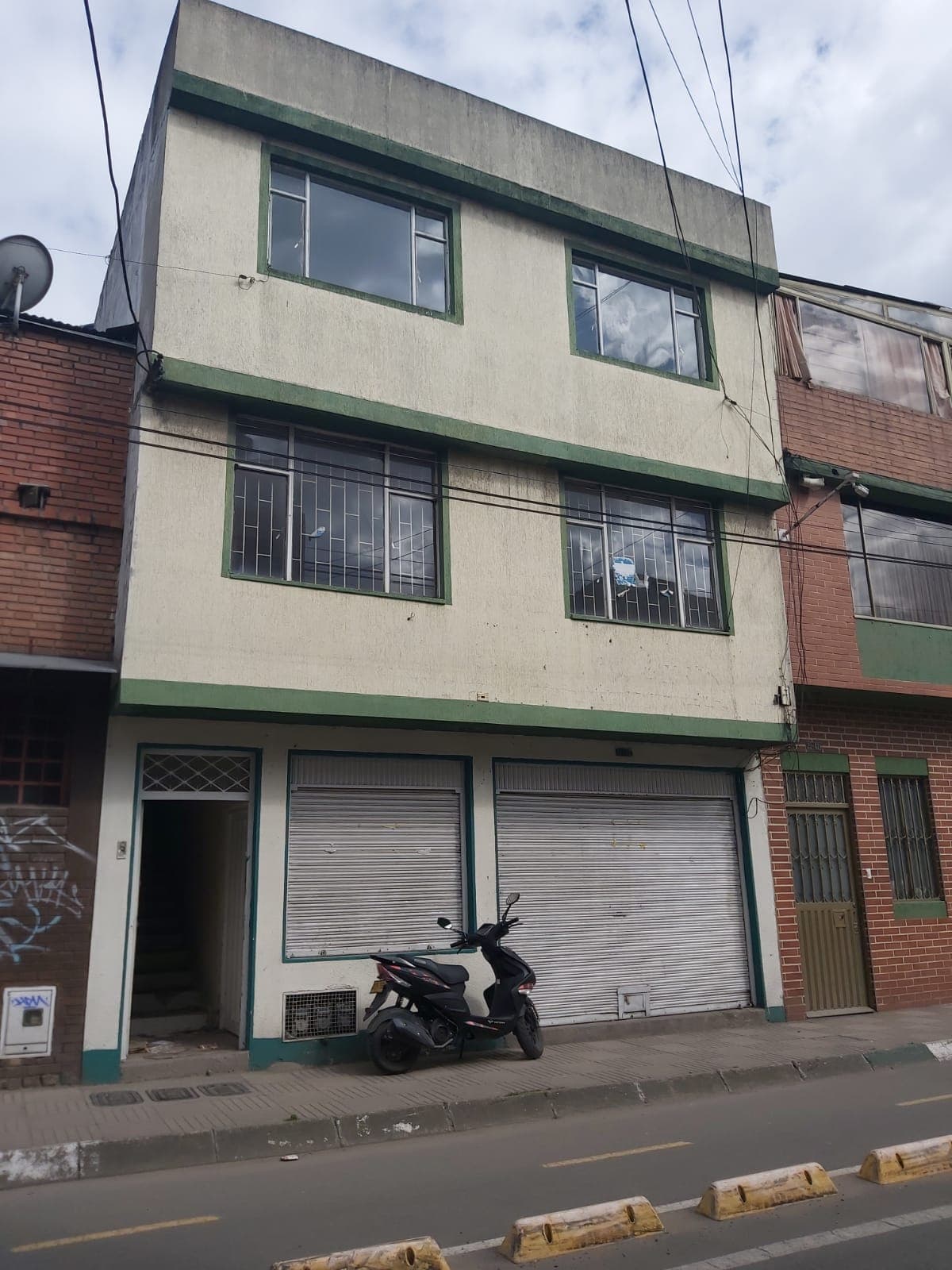 Local comercial en Venta - Bogotá, D.C. - 2