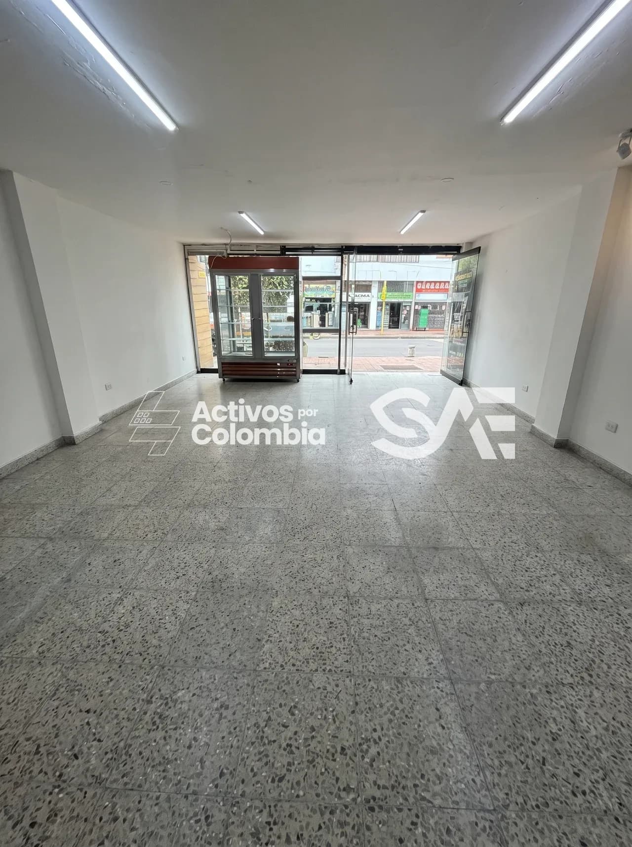 Local en venta - Bogota, Cumdinamarca  - 6