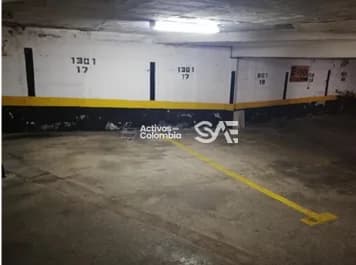 Garaje en venta - Medellin, Antioquia