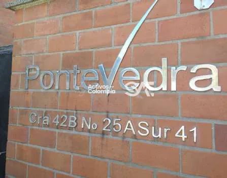 Garaje en venta - Envigado, Antioquia