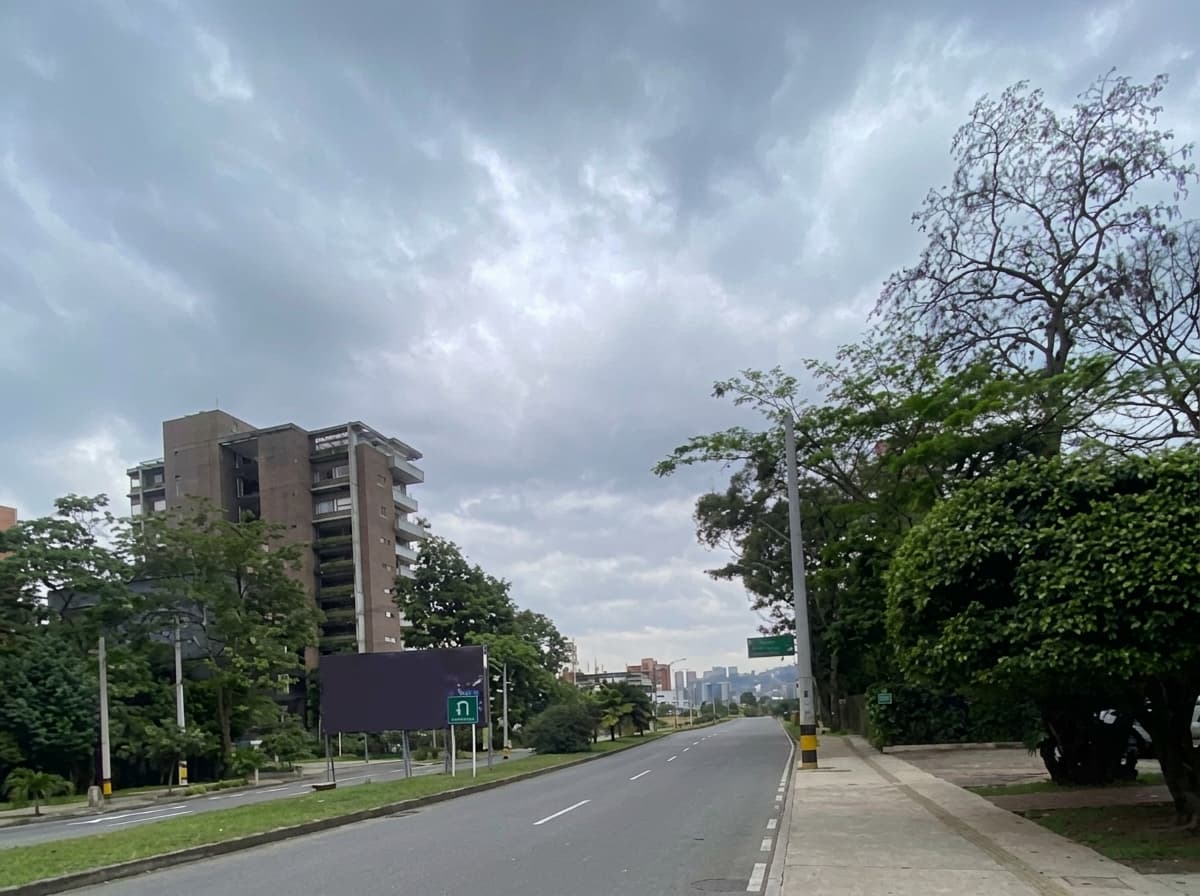 Apartamento con garajes en venta - Medellin, Antioquia