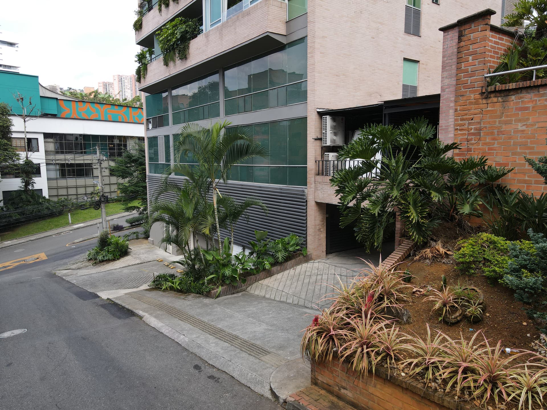 Garaje en venta - Medellin, Antioquia