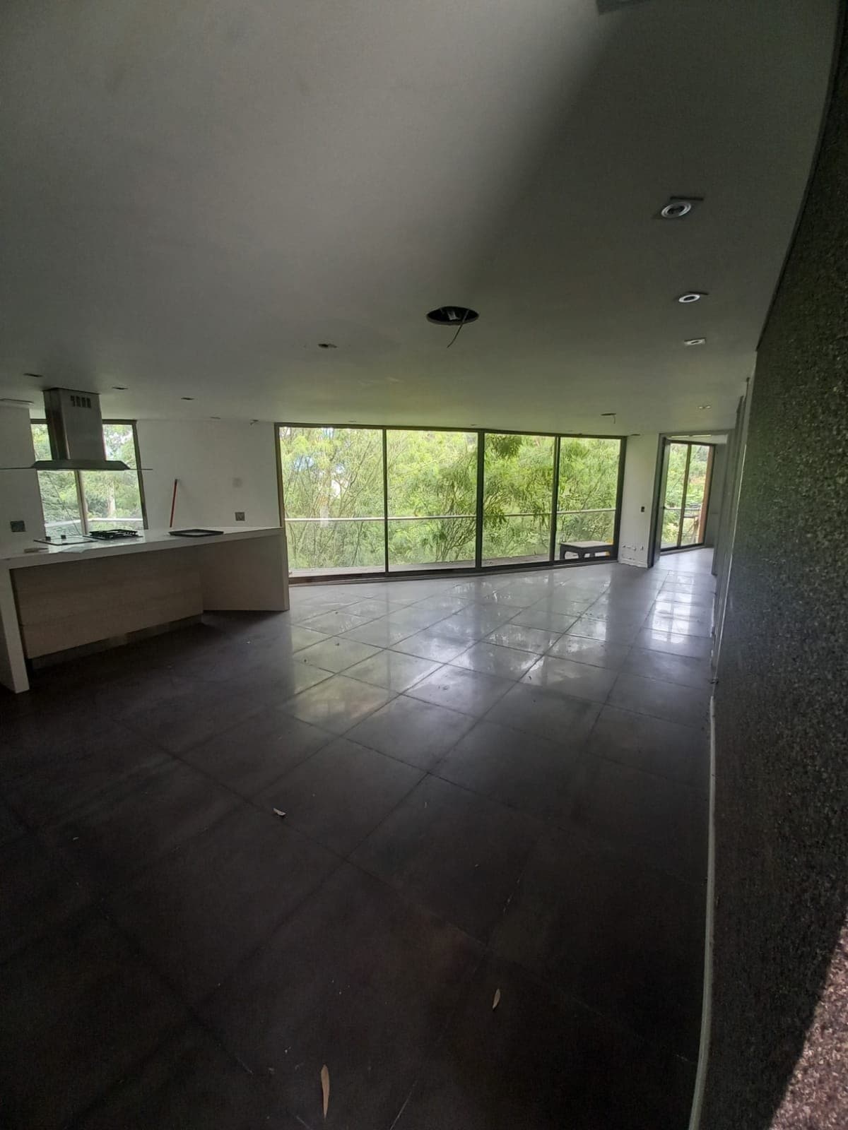 KR 27 20 121 GA 25 SO 1 CONDOMINIO BOSQUES DE AVIGNON - 1