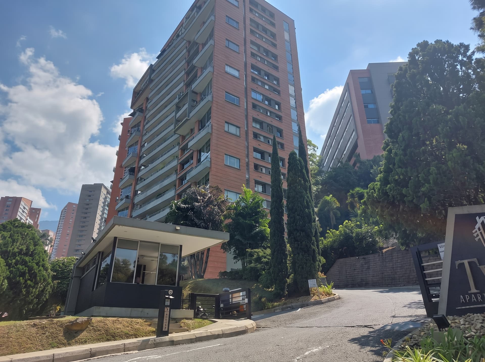 Garaje en venta - Medellin, Antioquia