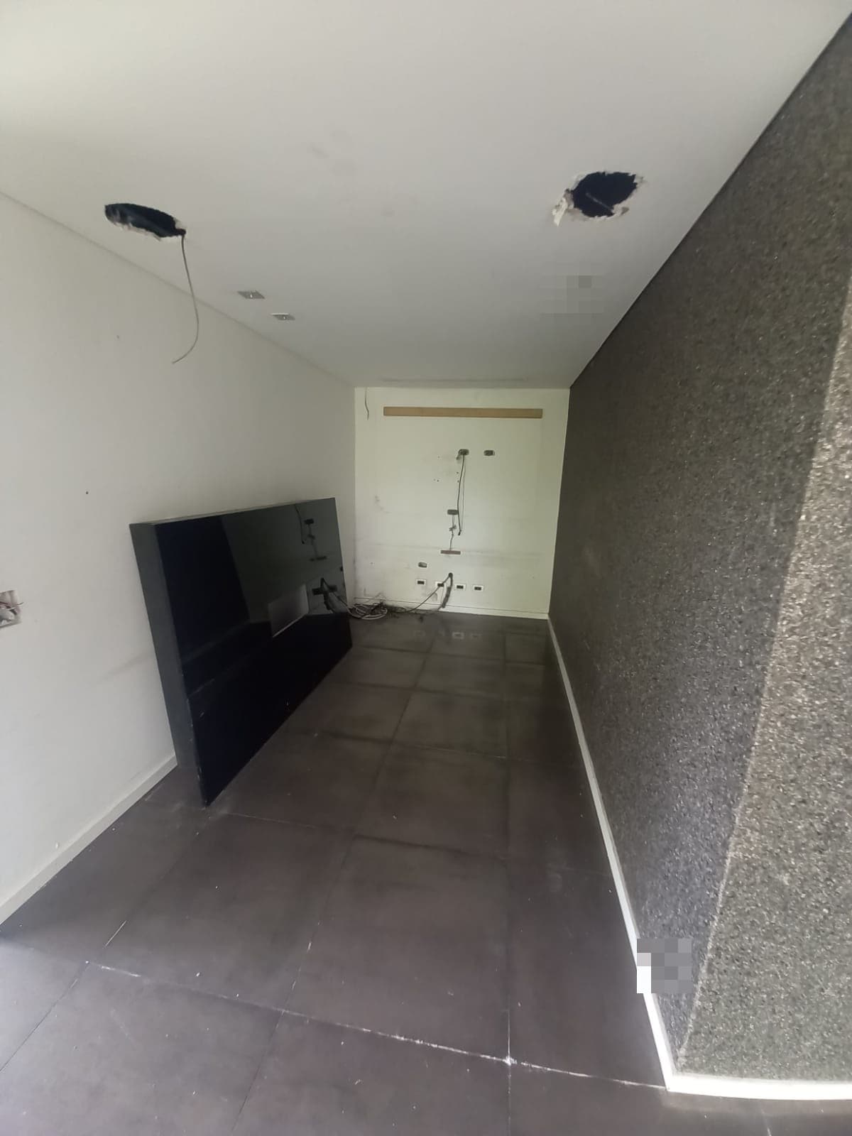 KR 27 20 121 DP 39 SO 1 CONDOMINIO BOSQUES DE AVIGNON - 2